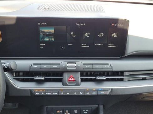 Used 2025 Kia K4 LXS image 14