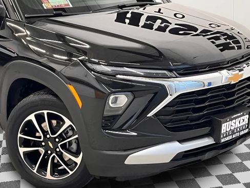 Certified 2025 Chevrolet TrailBlazer LT AWD/4WD image 26