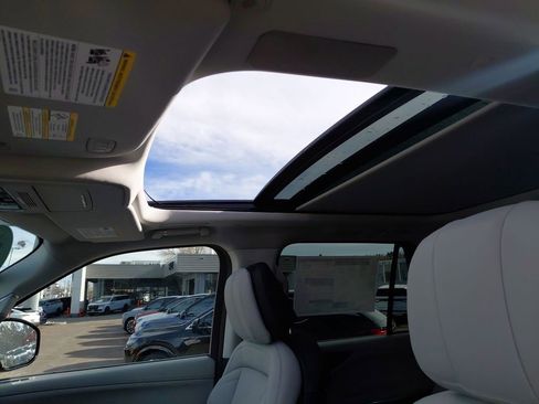 New 2026 Lincoln Navigator L Reserve image 34