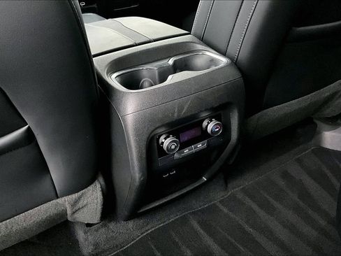 Used 2025 Buick Enclave Preferred image 29