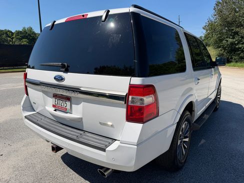 Used 2016 Ford Expedition XLT RWD image 5