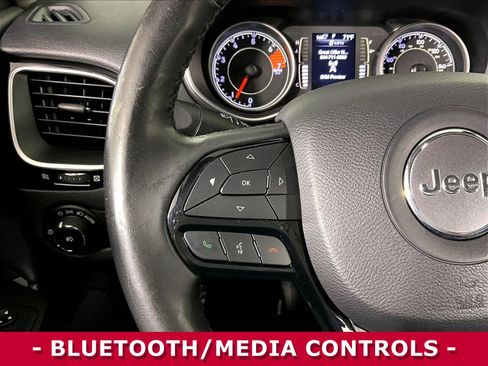 Used 2019 Jeep Cherokee Latitude Plus AWD/4WD image 11