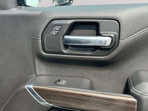 Used 2019 Chevrolet Silverado 1500 LT w/ All-Star Edition AWD/4WD image 24