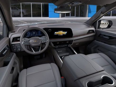 New 2026 Chevrolet Suburban LT w/ Comfort Package image 18