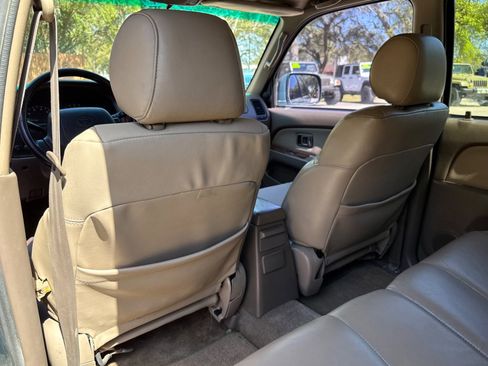 Used 1997 Toyota 4Runner Limited image 33