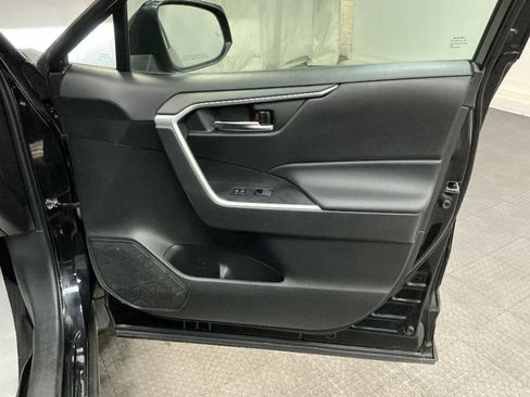 Used 2022 Toyota RAV4 XLE w/ Convenience Package AWD/4WD image 37