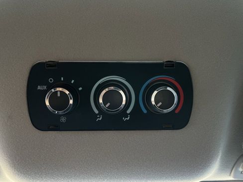 Used 2016 Chevrolet Express 2500 LS image 35