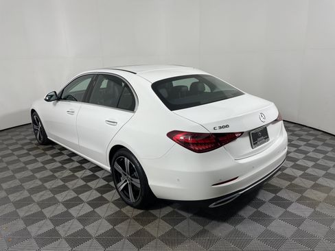 Used 2025 Mercedes-Benz C 300 Sedan image 3