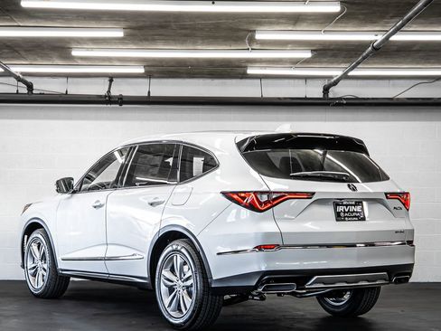 New 2026 Acura MDX SH-AWD image 3