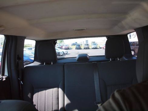 Used 2012 Jeep Liberty Sport AWD/4WD image 12