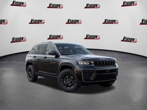 New 2026 Jeep Grand Cherokee Altitude AWD/4WD image 5