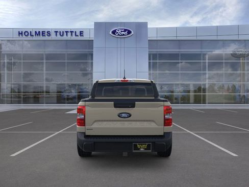 New 2025 Ford Maverick XL image 5