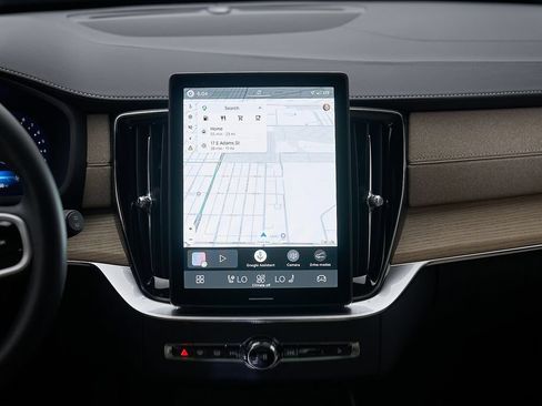 New 2026 Volvo XC90 B5 Plus w/ Protection Package AWD/4WD image 28