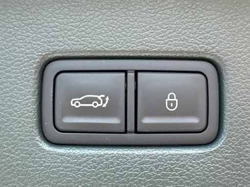 Used 2025 Genesis GV80 3.5T Prestige AWD/4WD image 19