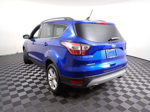 Used 2018 Ford Escape SE w/ SE Sync 3 Package AWD/4WD image 14