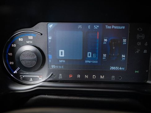 Used 2023 Ford Bronco Wildtrak image 28