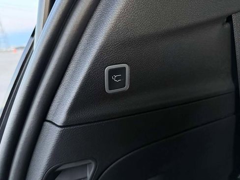 New 2026 Chrysler Pacifica Select image 20