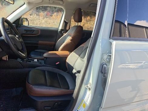 Used 2024 Ford Bronco Sport Outer Banks image 13