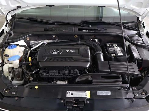 Used 2015 Volkswagen Jetta SE FWD image 17