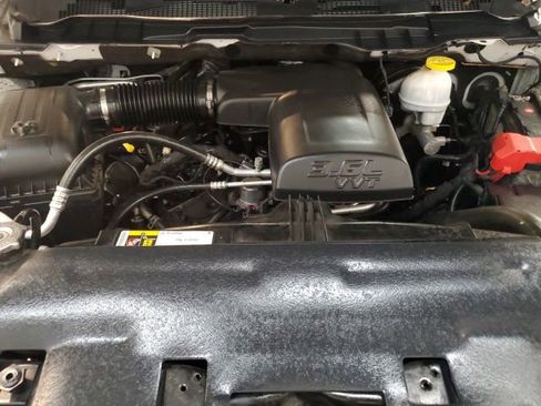 Used 2019 RAM 1500 Express w/ Express Value Package AWD/4WD image 23