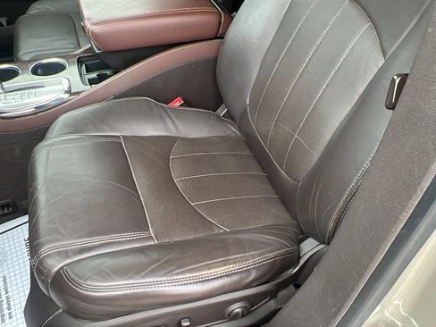 Used 2014 Buick Enclave Leather FWD image 20