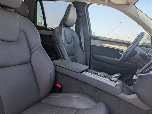 Used 2025 Volvo XC90 T8 Ultra w/ Protection Package Premier image 27