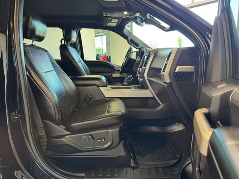 Used 2017 Ford F150 Lariat w/ Equipment Group 502A Luxury AWD/4WD image 24