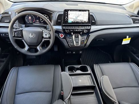 New 2026 Honda Odyssey Elite image 17
