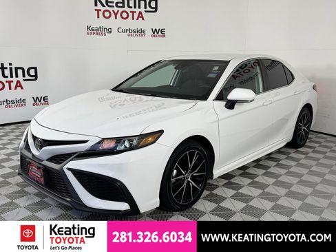 Used 2023 Toyota Camry SE FWD image 9