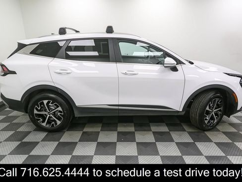 Used 2024 Kia Sportage EX AWD/4WD image 8
