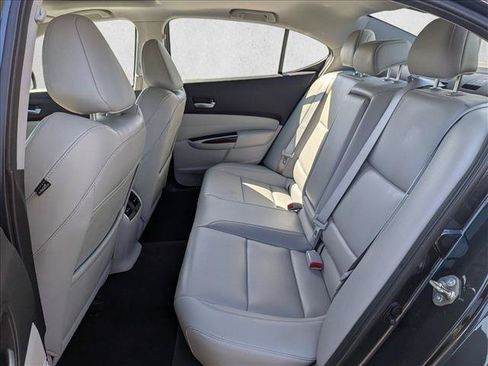 Used 2016 Acura TLX FWD image 18