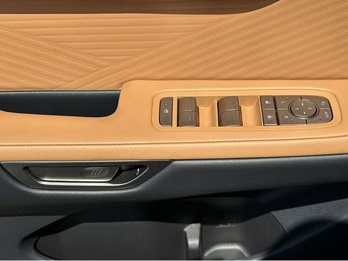 New 2026 Lexus ES 350e FWD image 11