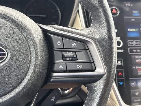 Used 2023 Subaru Outback Limited image 15