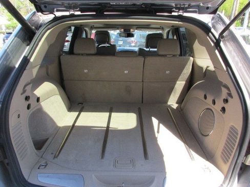 Used 2015 Jeep Grand Cherokee Overland AWD/4WD image 32