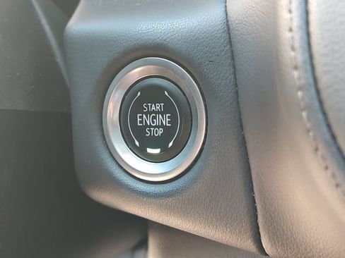 Used 2021 Chevrolet Tahoe High Country w/ Premium Package AWD/4WD image 19