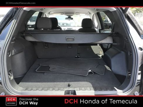 Used 2023 Chevrolet Equinox LT w/ Driver Convenience Package AWD/4WD image 22