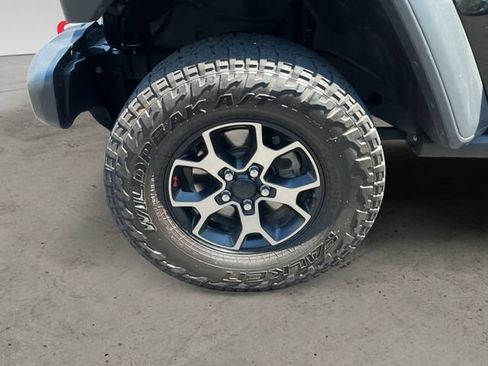 Used 2018 Jeep Wrangler Rubicon w/ LED Lighting Group AWD/4WD image 9