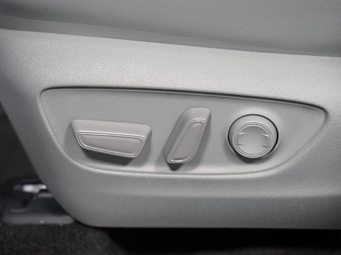 New 2026 Toyota Highlander XLE AWD/4WD image 34