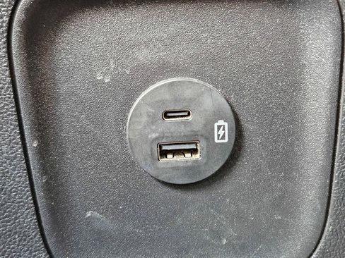 Used 2020 Ford Escape SE FWD image 14