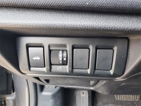 Used 2021 Subaru Legacy Premium image 14