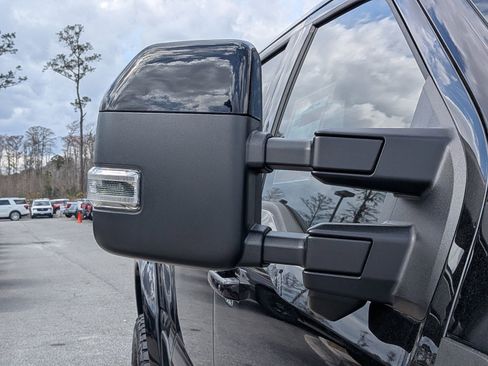 New 2026 Ford F250 Lariat w/ Black Appearance Package image 13