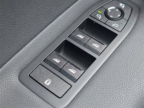 Used 2025 BMW iX xDrive50 w/ Sport Package image 20