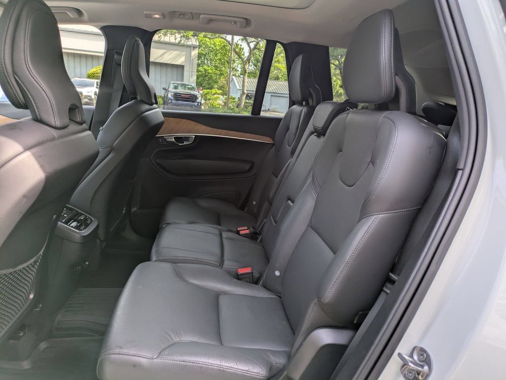 Certified 2023 Volvo XC90 B6 Plus w/ Protection Package AWD/4WD image 14