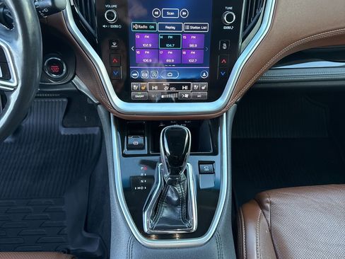 Used 2021 Subaru Outback Touring w/ Popular Package #2 image 20