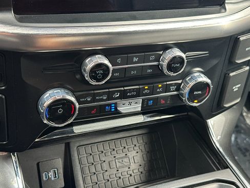 Used 2023 Ford F150 Lariat image 24