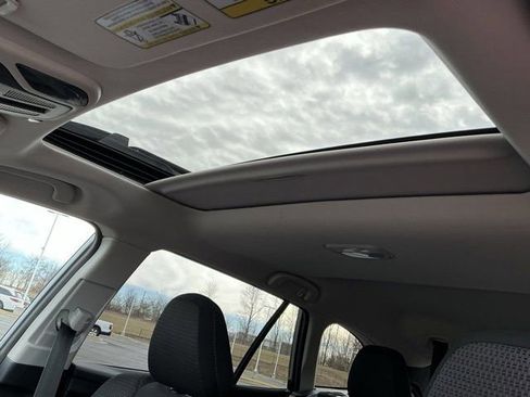 Used 2025 Subaru Outback Premium image 17