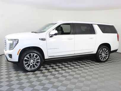 New 2026 GMC Yukon XL Denali w/ Sun & Power Step Package