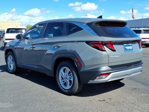 New 2026 Hyundai Tucson SE image 3