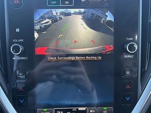 Used 2024 Subaru Crosstrek 2.0i Premium image 14