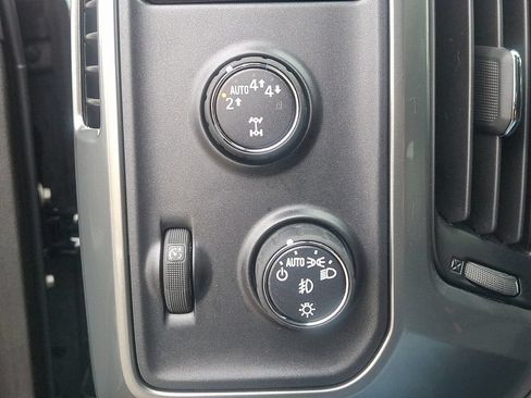 Used 2018 Chevrolet Silverado 1500 LT w/ All Star Edition AWD/4WD image 25